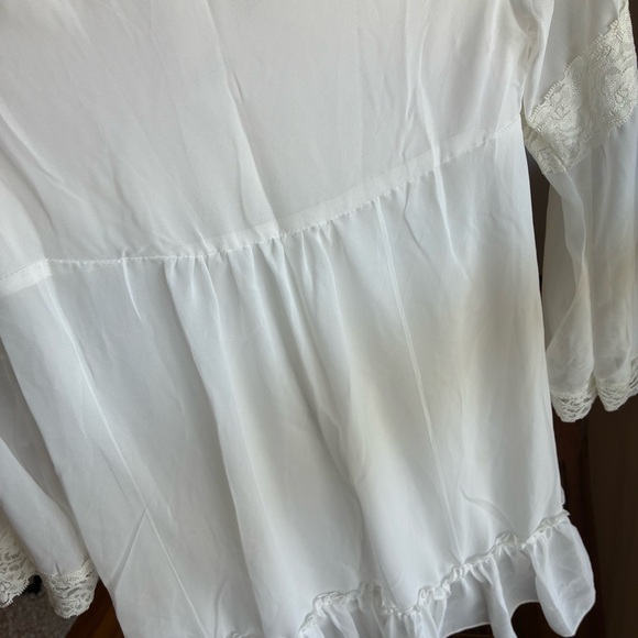 White Lace-Trim V-Neck Mini Dress - Picture 4 of 4